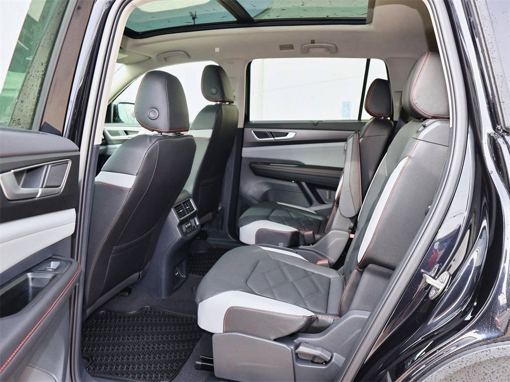 New 2026 Black Volkswagen 2.0T Peak Edition image 17