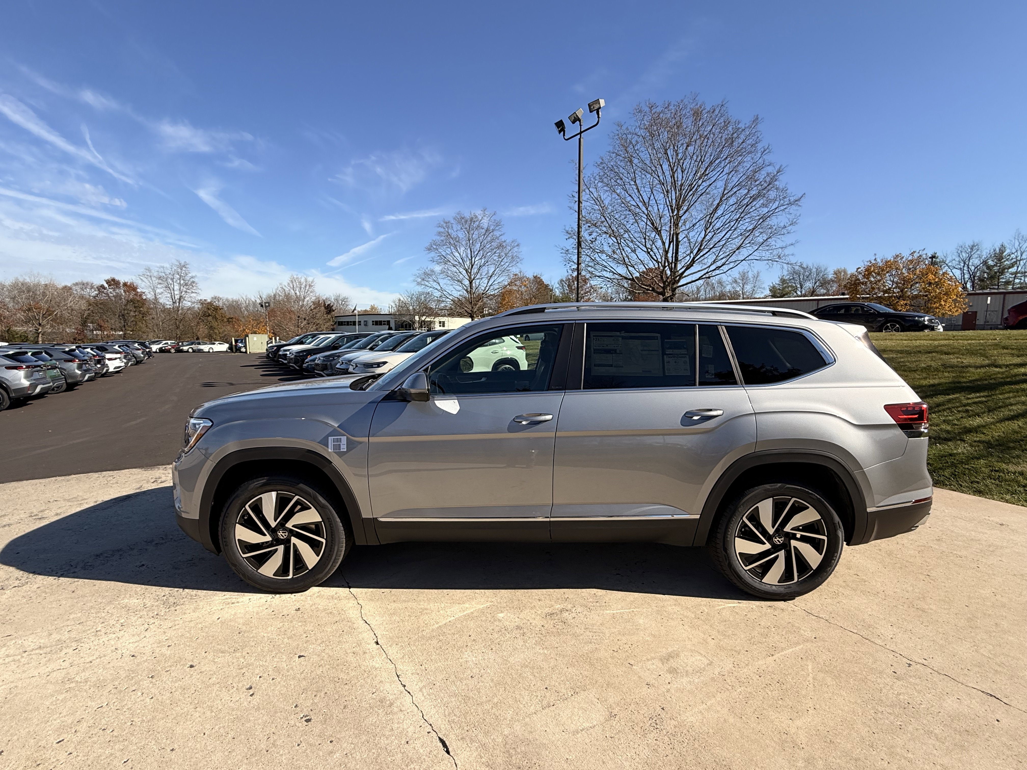 2026 Volkswagen Atlas SEL - Photo 9