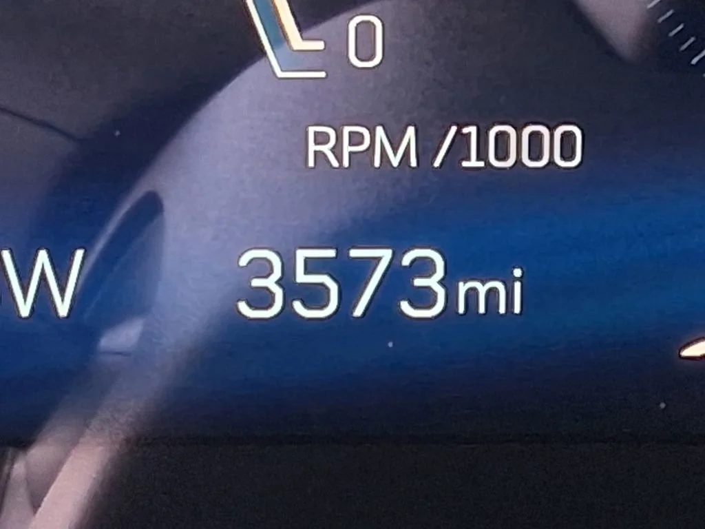 Used 2025 Summit White Cadillac Sport image 14