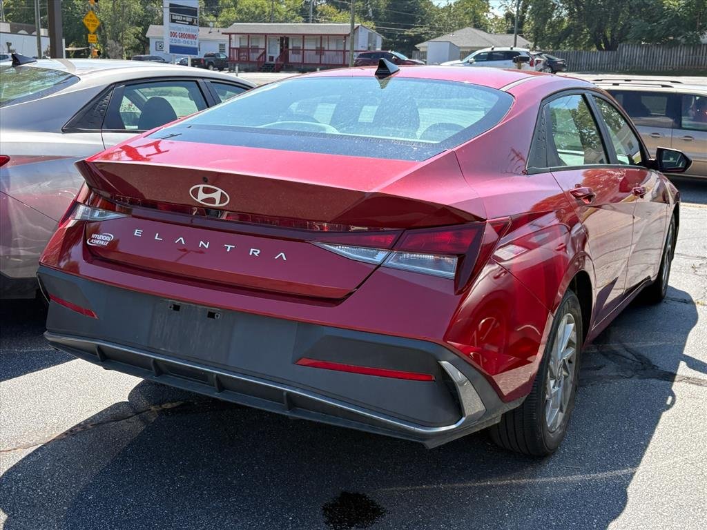 Certified Used 2024 Ultimate Red Hyundai SEL image 4