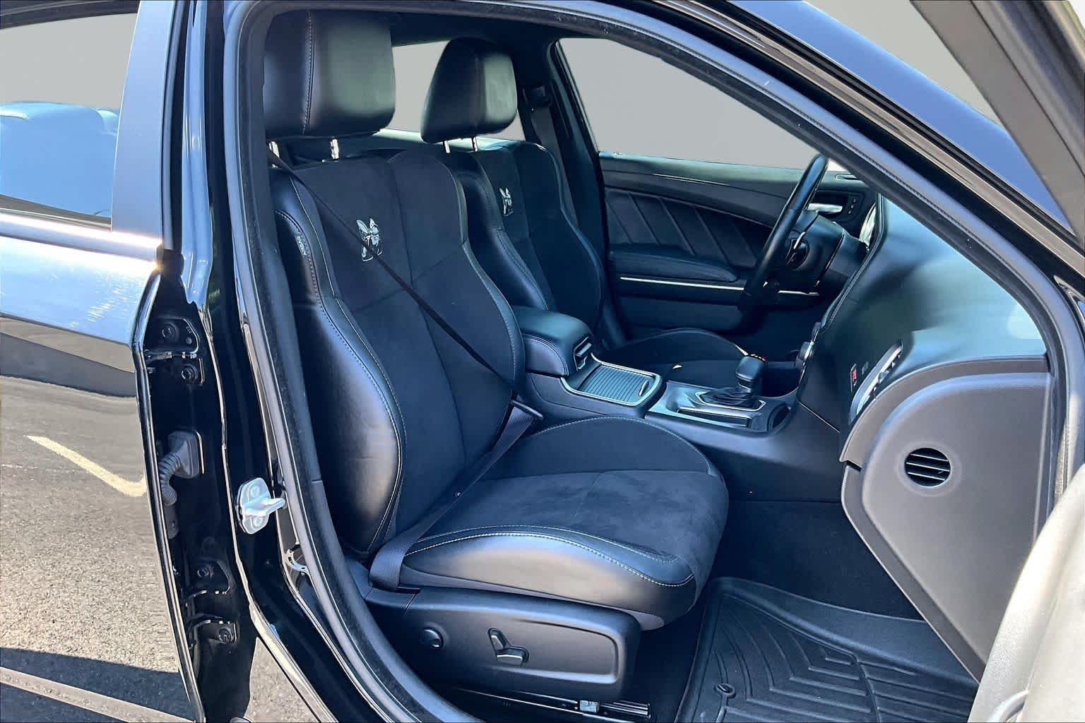 Used 2023 Pitch Black Clearcoat Dodge Scat Pack image 17