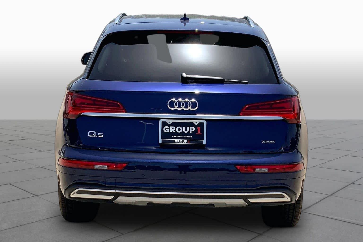 Used 2021 Navarra Blue Metallic Audi Premium Plus image 9