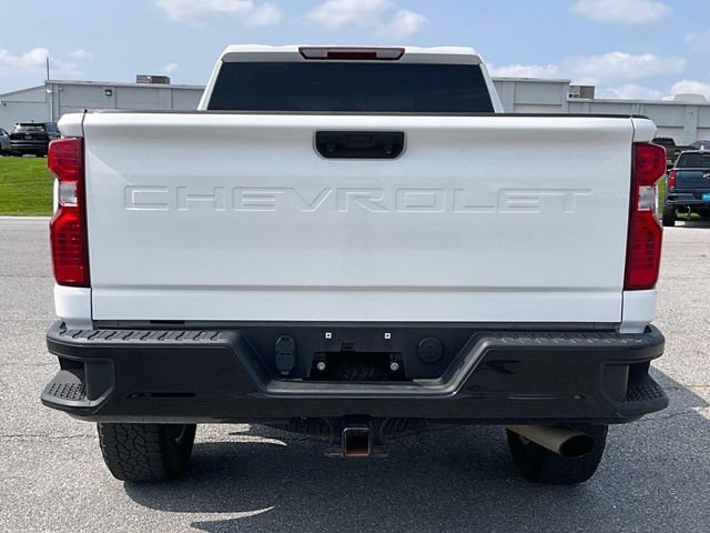 Used 2022 Summit White Chevrolet Custom image 6