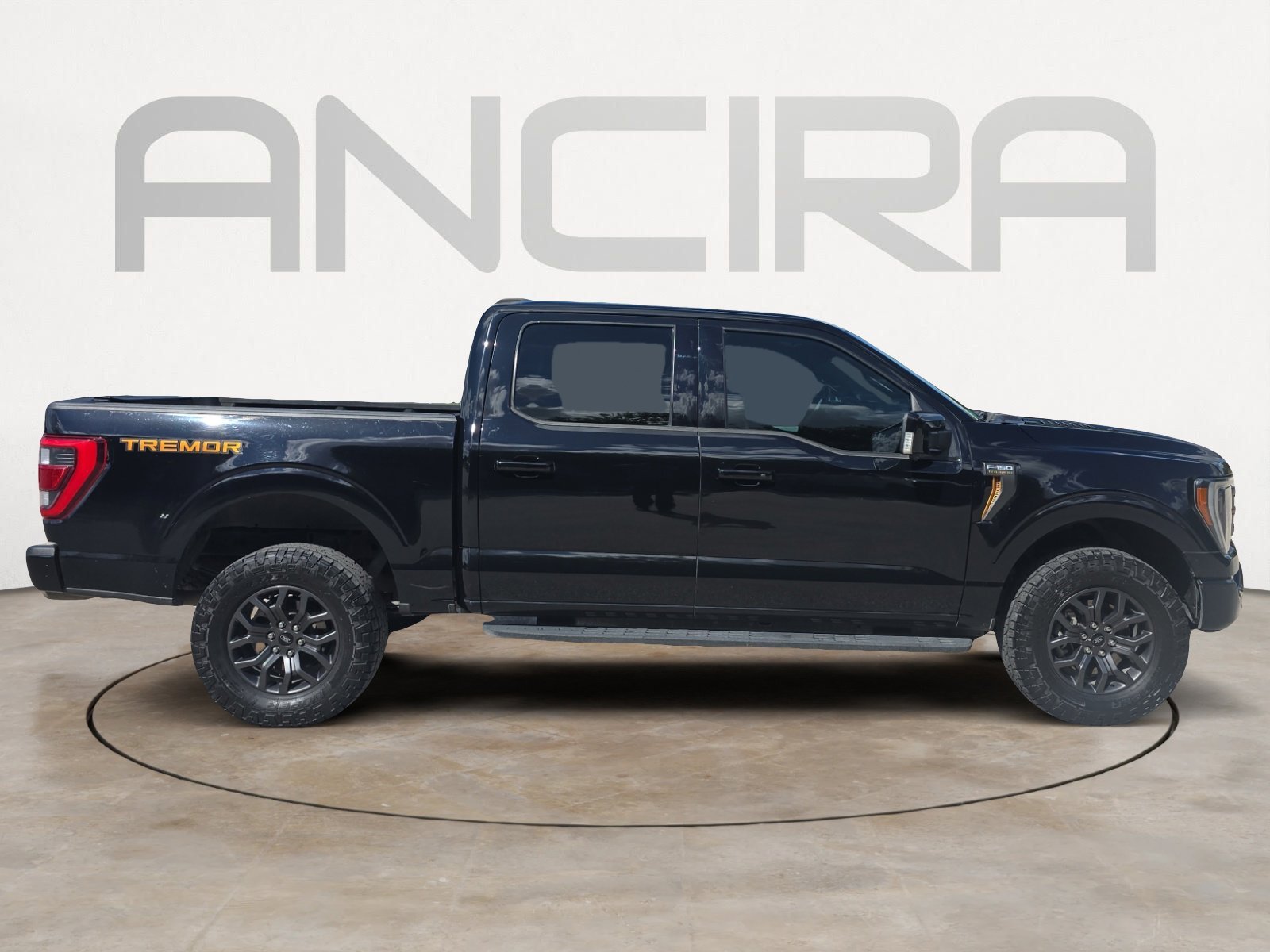 Used 2022 Black Metallic Ford Tremor image 11
