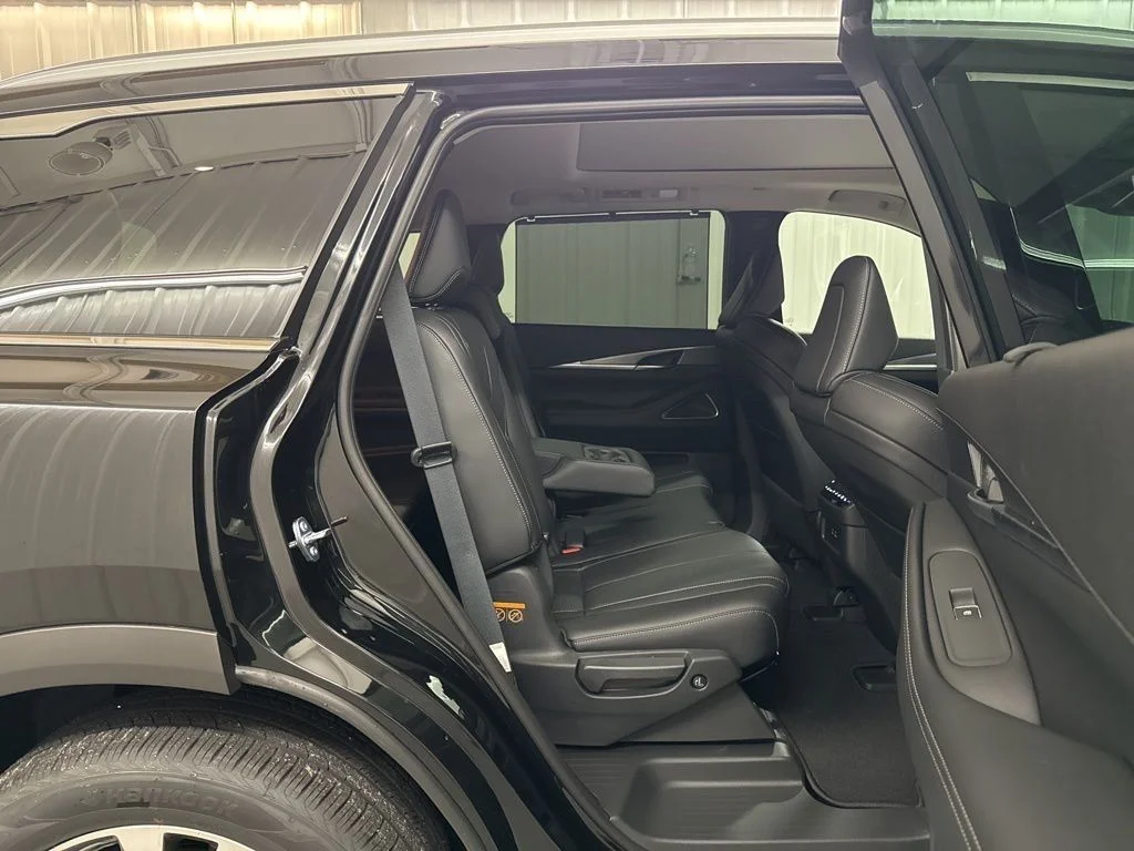 Certified Used 2026 Mineral INFINITI LUXE image 29