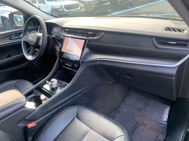 Used 2023 Black Jeep Limited image 12