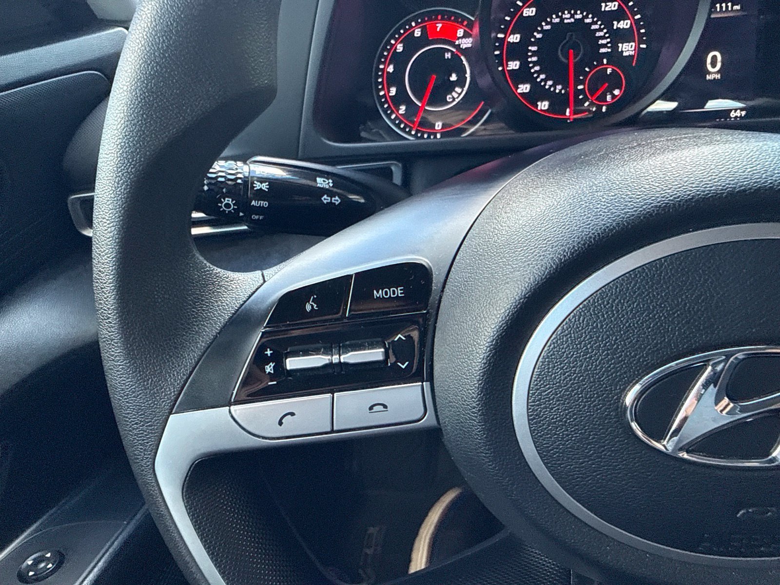 Used 2022  Hyundai SEL image 32
