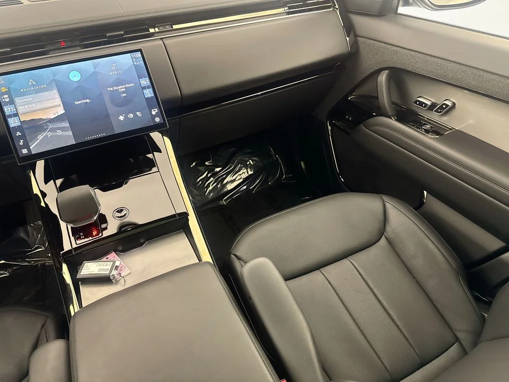 Certified Used 2025 Gray Land Rover SE image 22