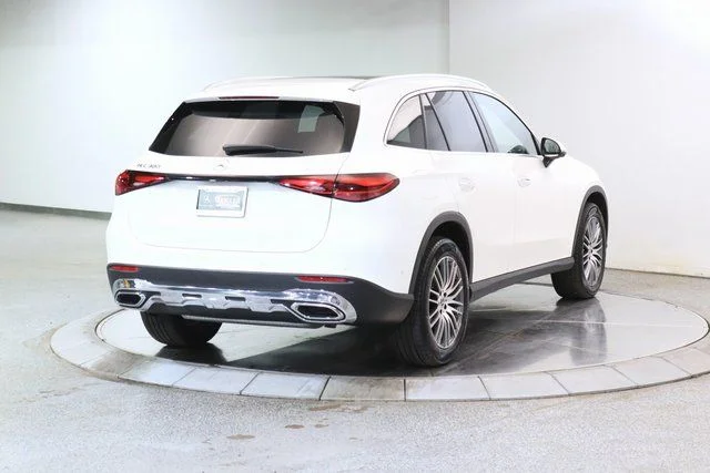 2025 Mercedes-Benz GLC Base - Photo 13