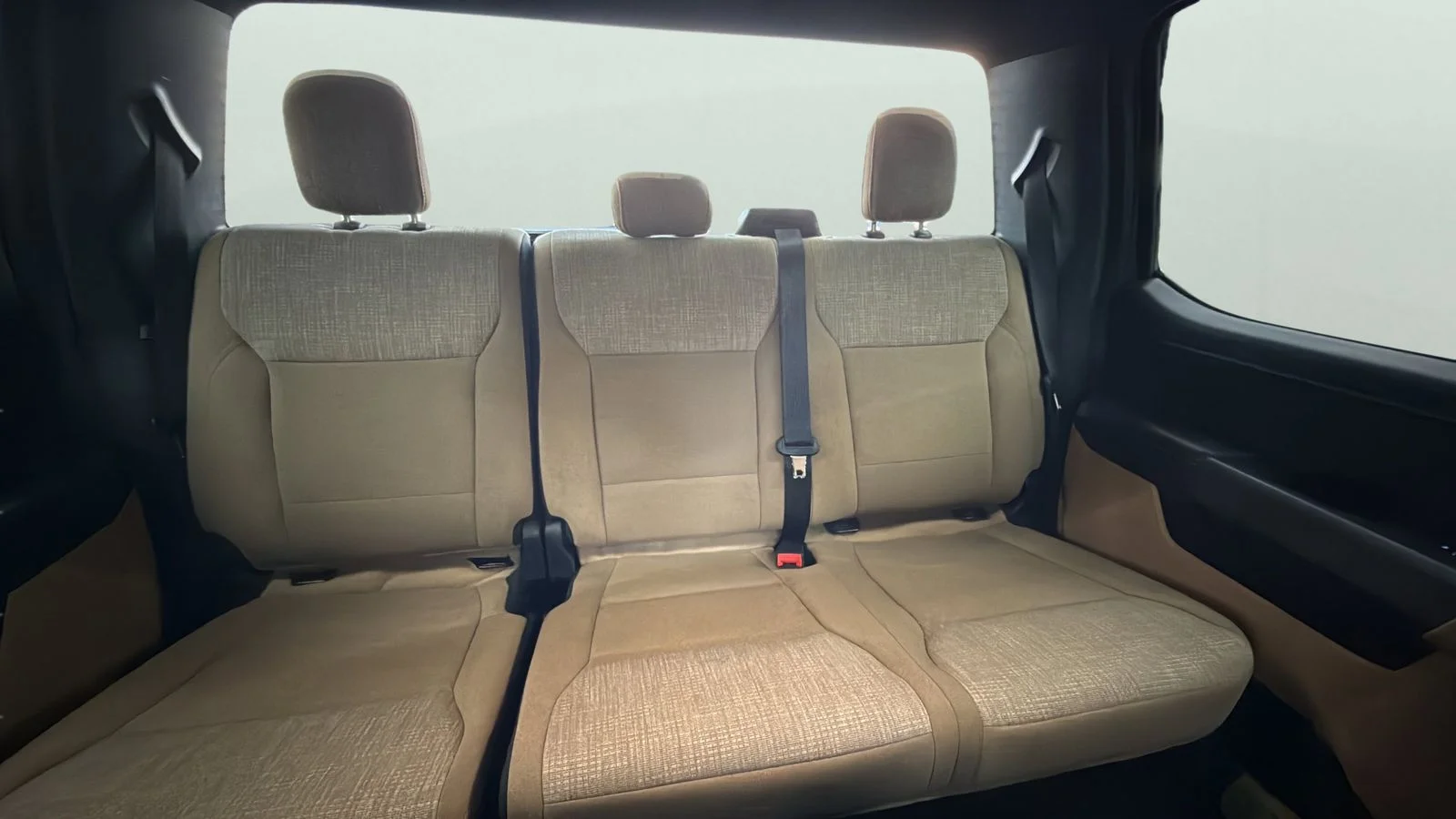 Used 2021 Gray Ford XLT image 25
