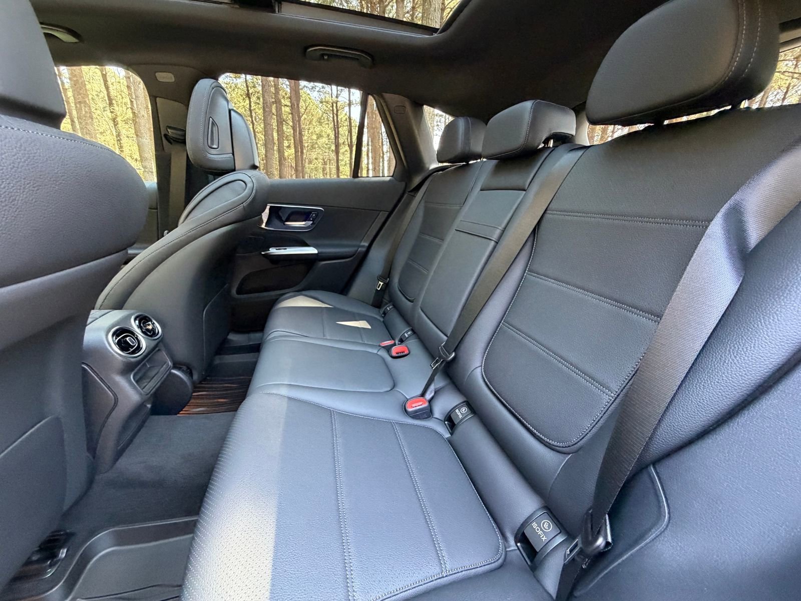 New 2026 Starling Blue Metallic Mercedes-Benz GLC 300 image 37