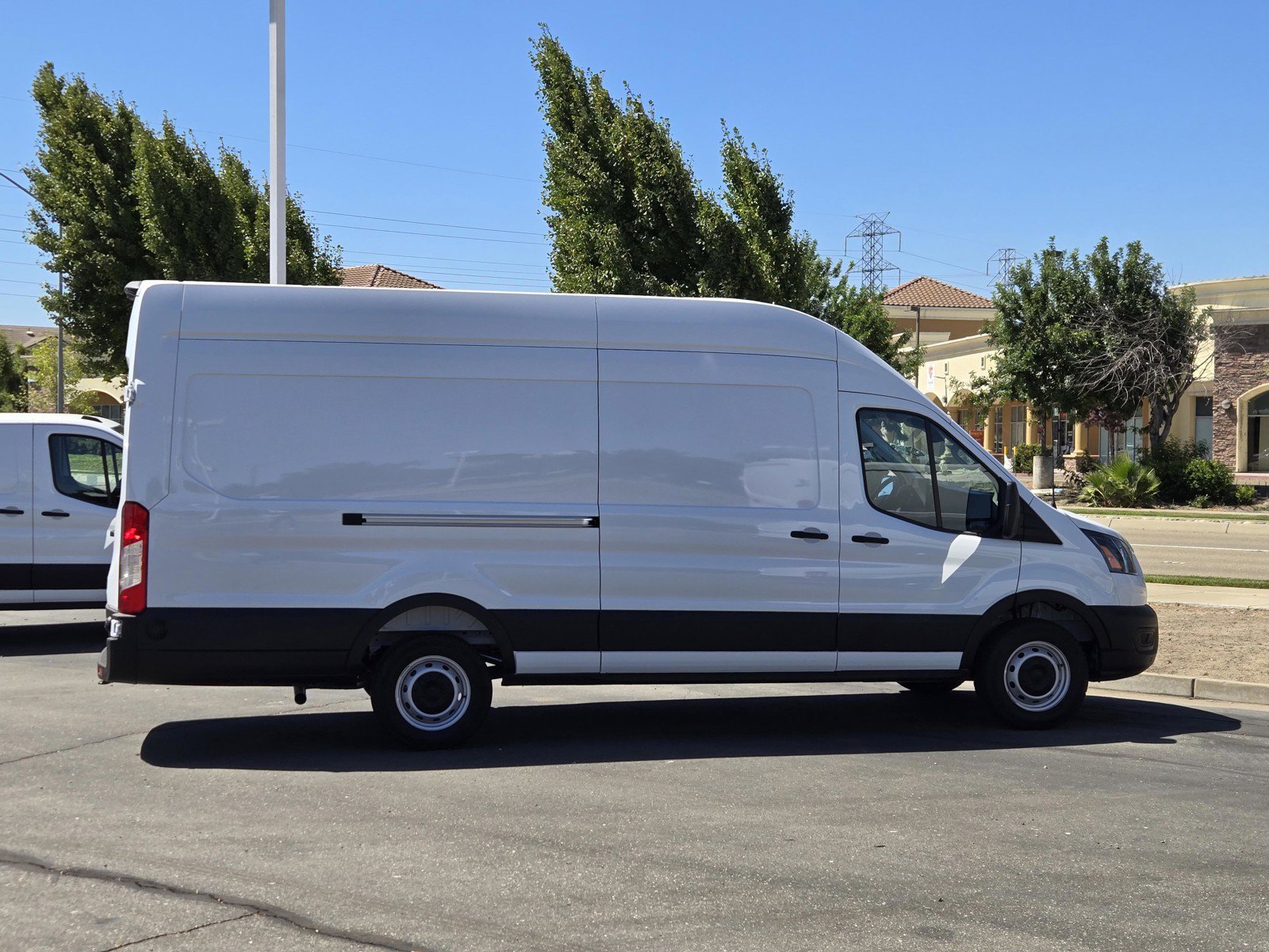 New 2026 Oxford White Ford Cargo Van image 7