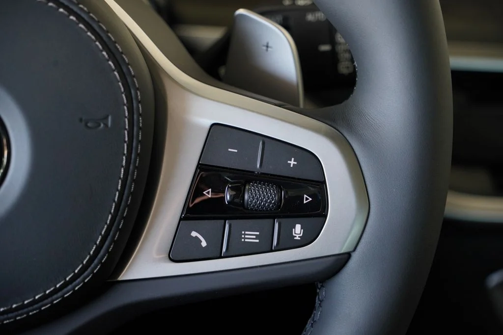 New 2027 Skyscraper Grey Metallic BMW xDrive40i image 19