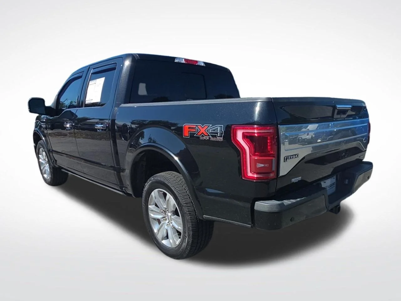 Used 2015 Black Ford Platinum image 3