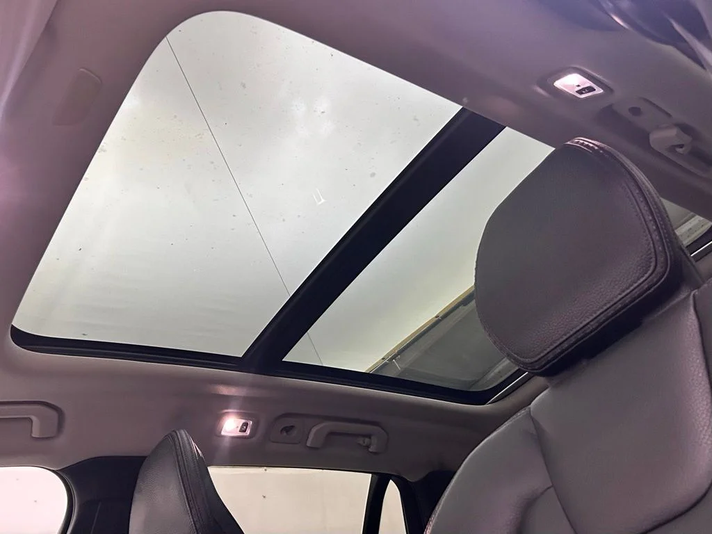 Used 2020 Silver Volvo T5 image 23