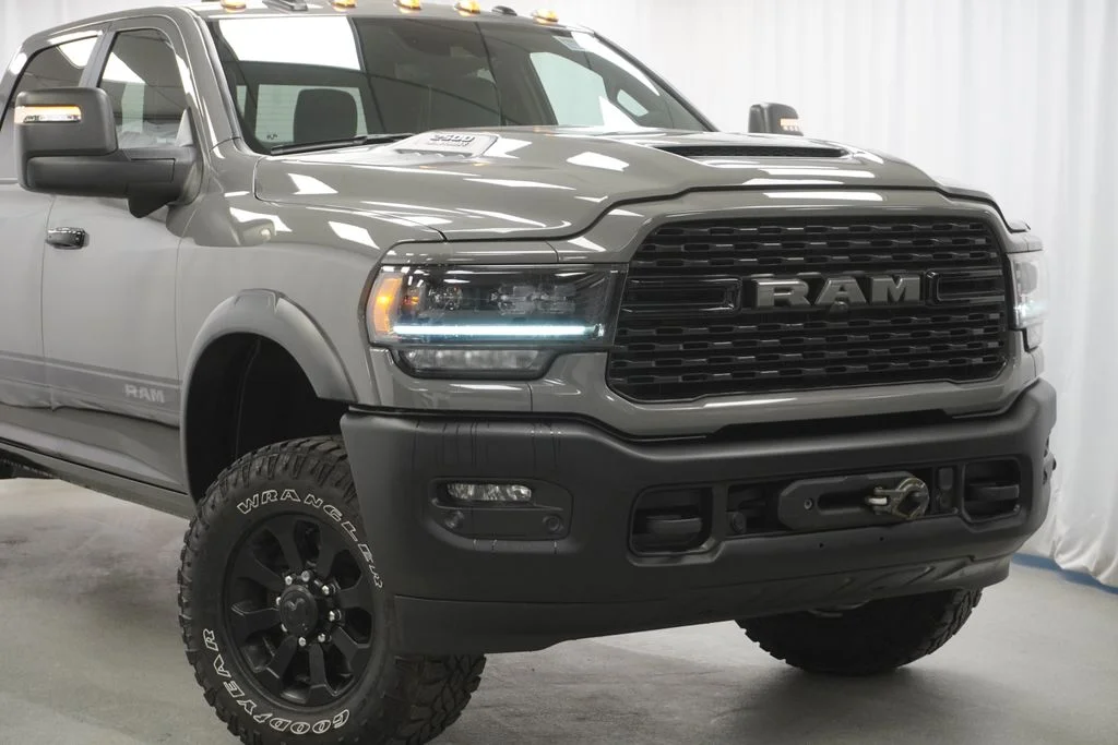 Certified Used 2024 White Ram Power Wagon Lunar Edition image 3