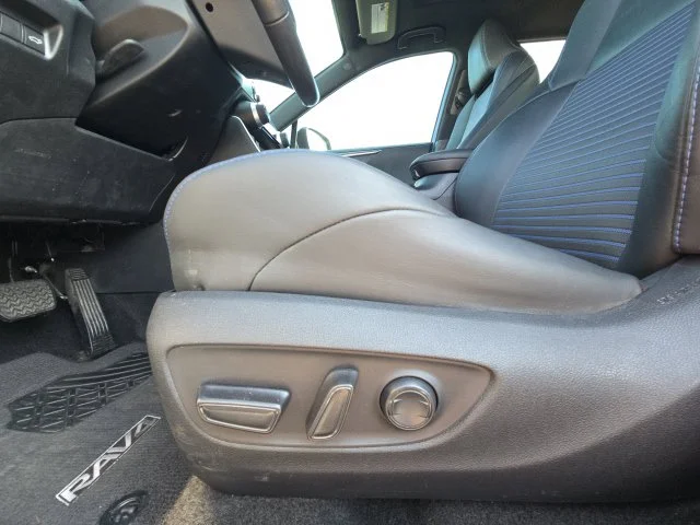 Used 2022 Silver Toyota XSE image 22