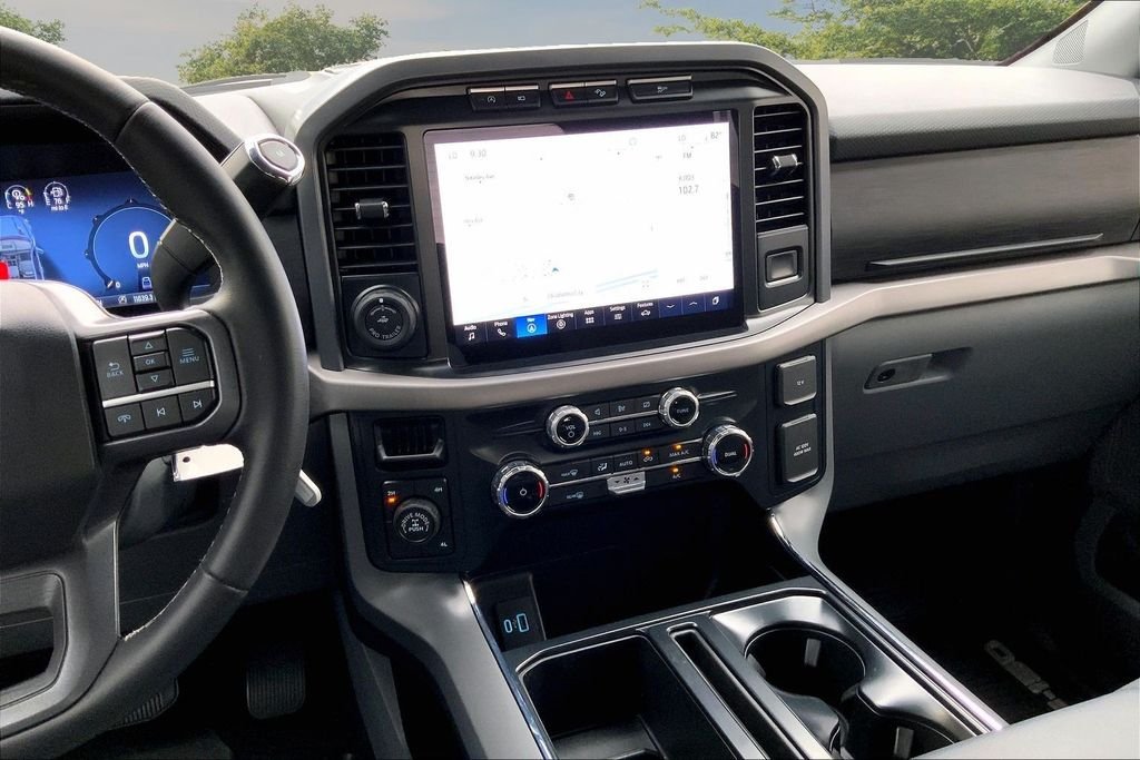 Used 2024 White Ford XLT image 10