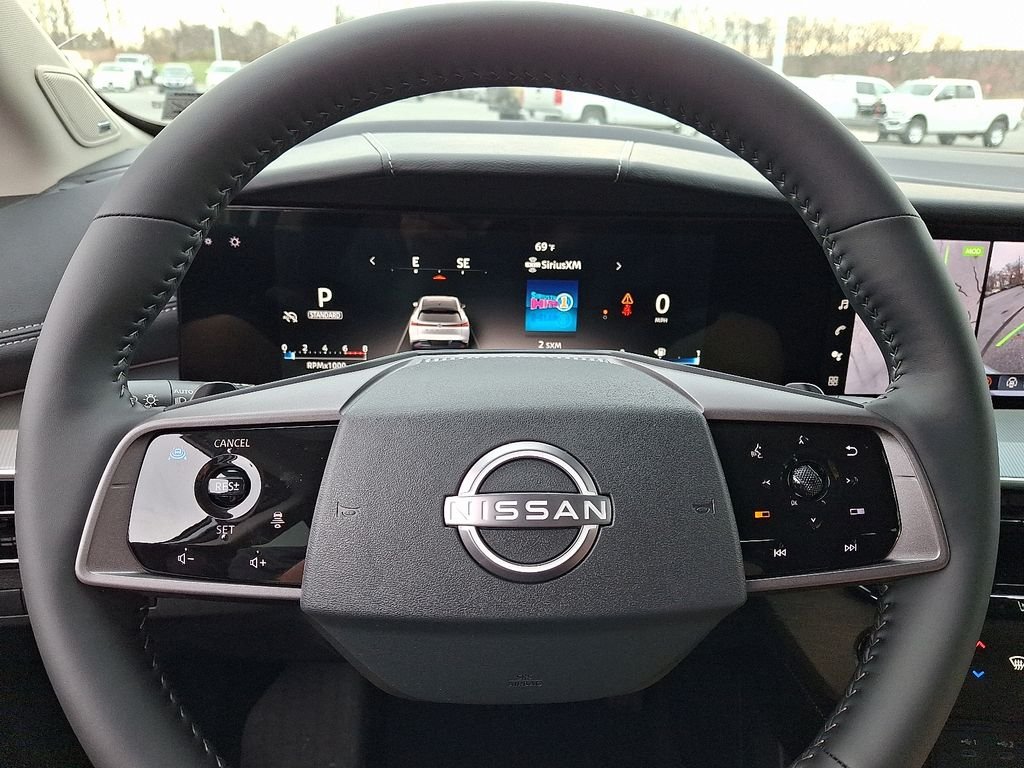 New 2026 White Nissan SL image 17