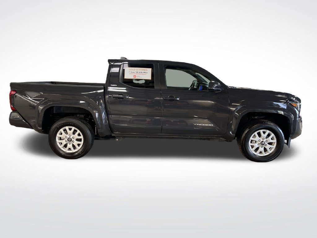 Used 2025  Toyota SR5 image 6