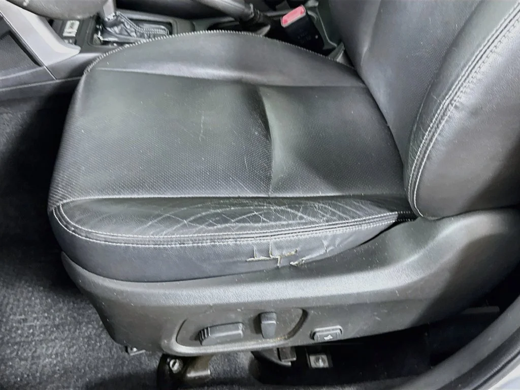 Used 2015 Silver Subaru 2.5i Touring image 23