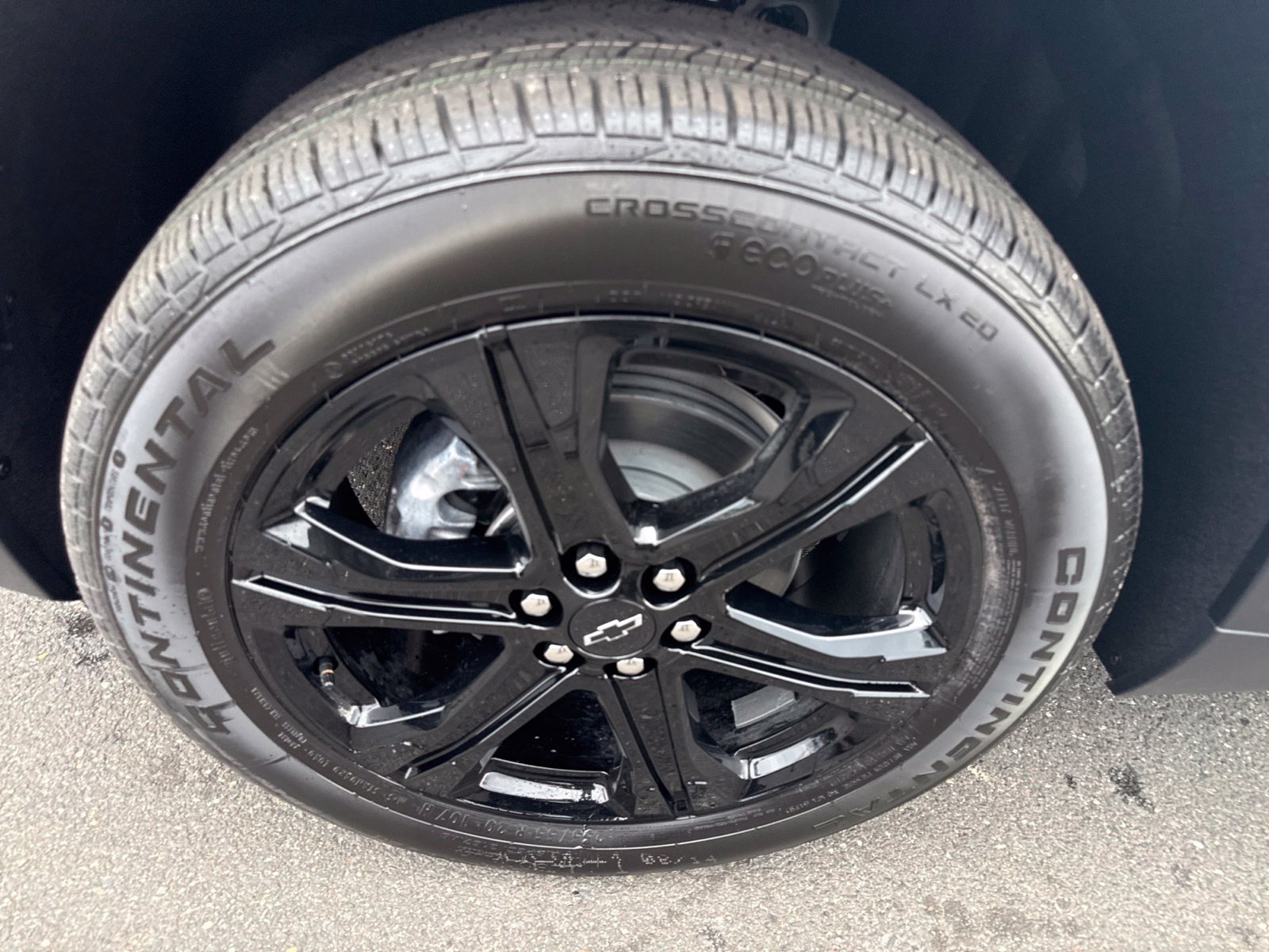 New 2027 Polar White Tricoat Chevrolet LT Midnight Edition with Evotex Seating image 10