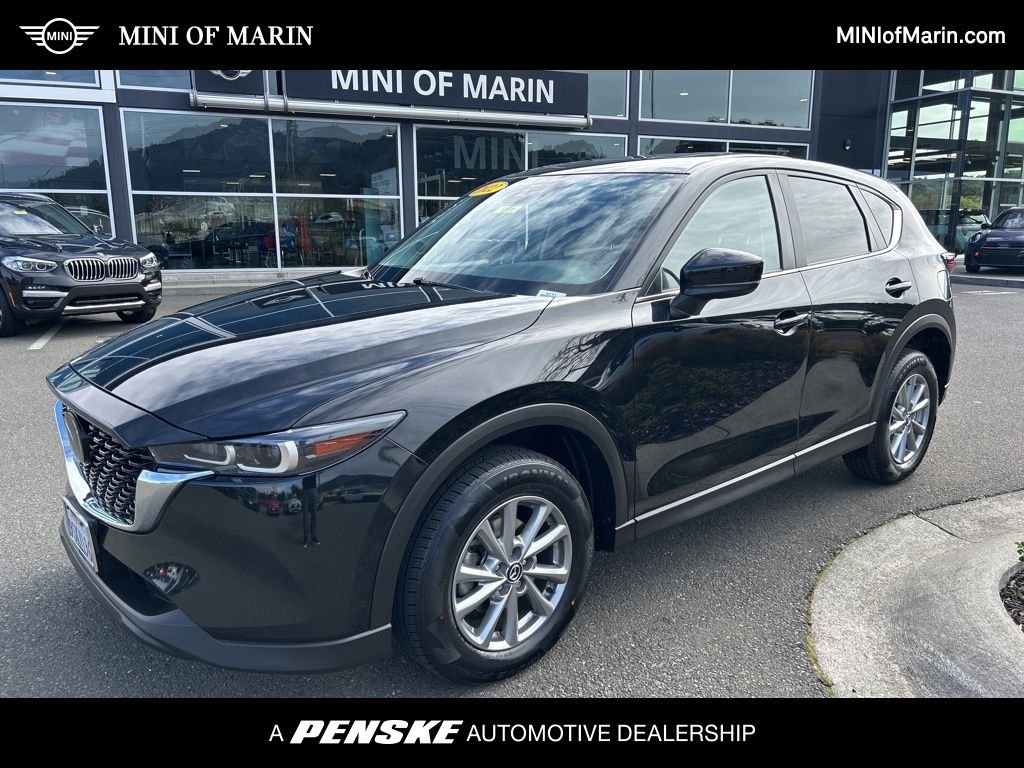 2022 Mazda CX-5 S Preferred package