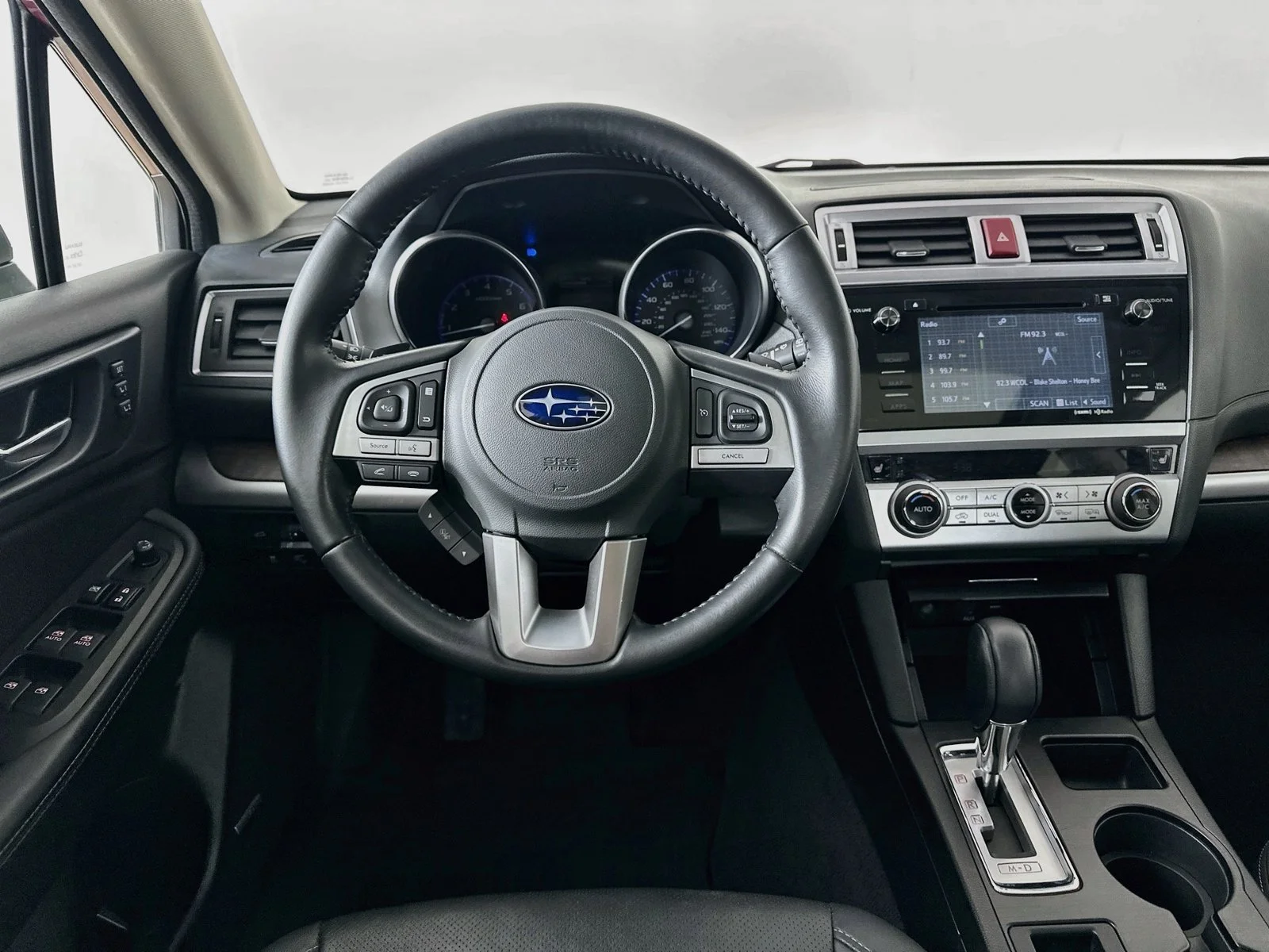 Used 2016 Red Subaru  image 15