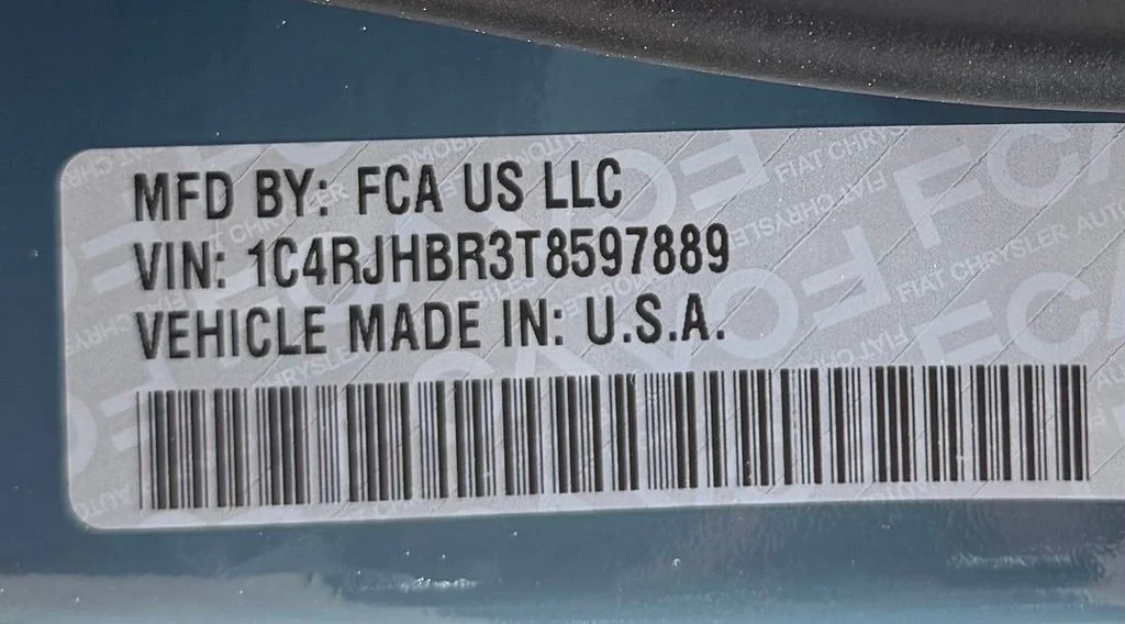 New 2026 Steel Blue Exterior Paint Jeep Limited image 36