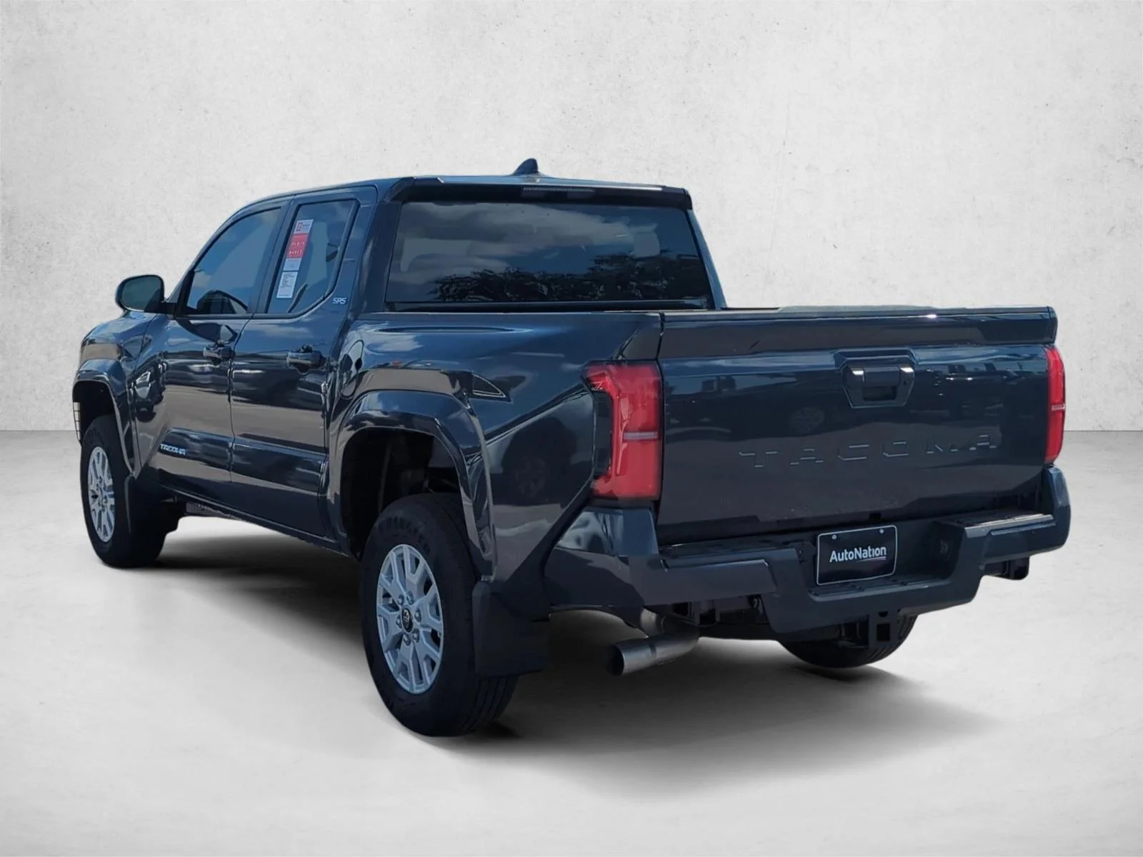 Used 2025 Underground Toyota SR5 image 7