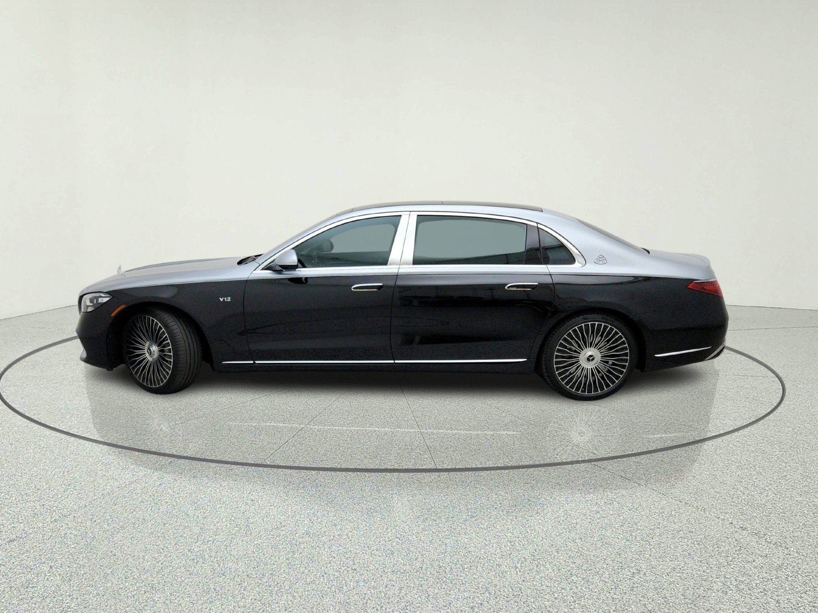 Certified Used 2023 Obsidian Black Mercedes-Benz Maybach S 680 image 14