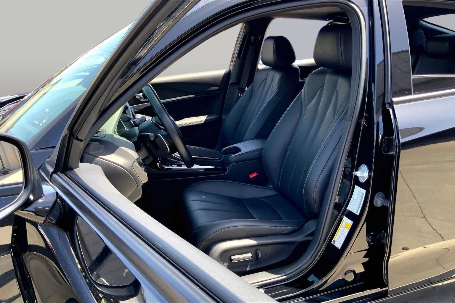 Used 2023 Majestic Black Pearl Acura w/A-Spec Package image 7