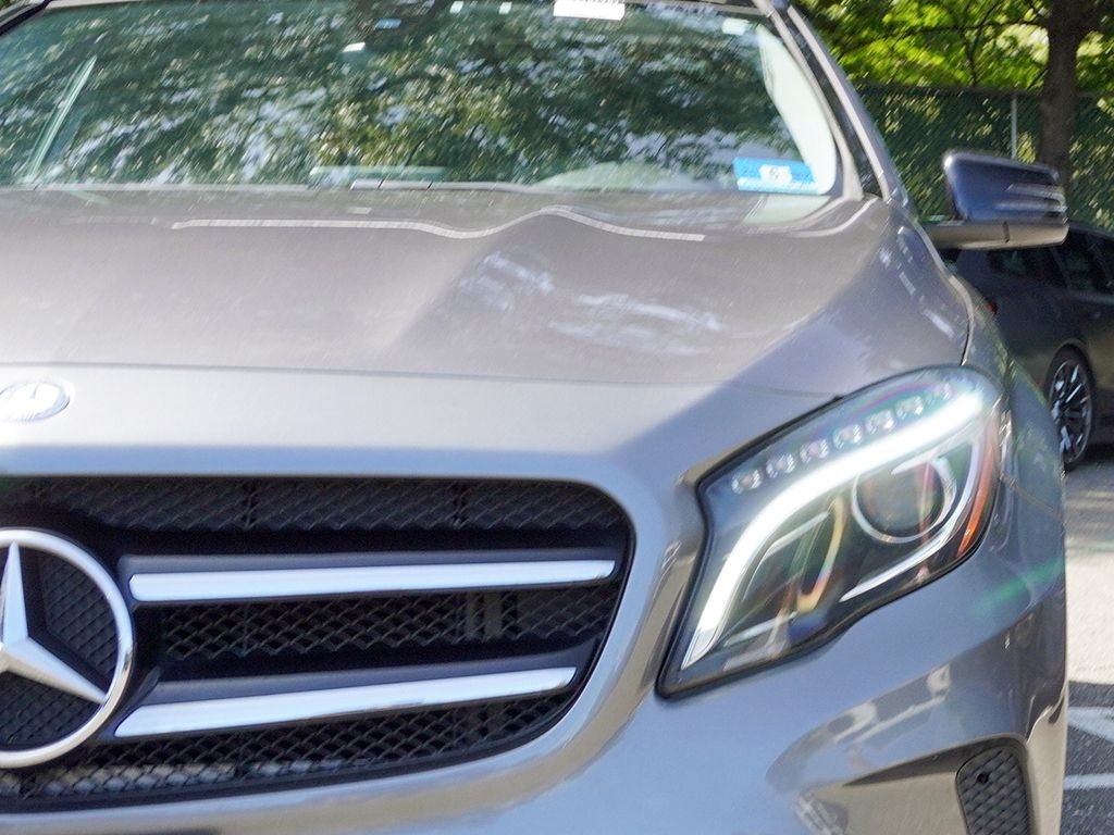 Used 2017 Gray Mercedes-Benz GLA 250 image 13