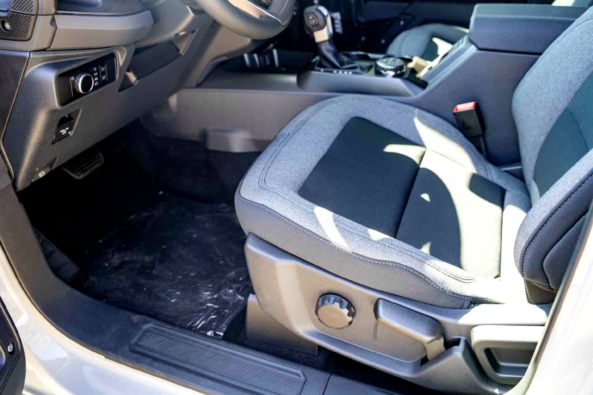 New 2026 Avalanche Gray Ford Base image 11