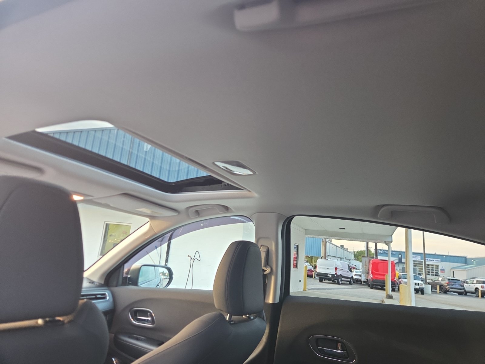 2022 Honda HR-V EX - Photo 19