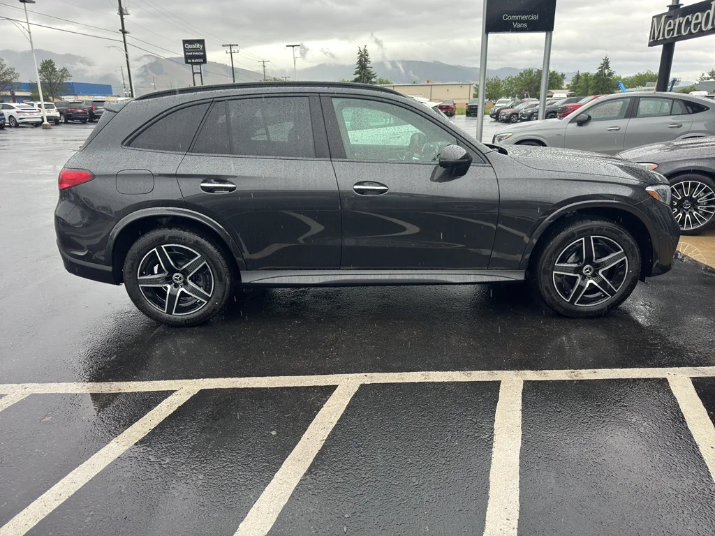 New 2026 Grey Mercedes-Benz 300 image 4