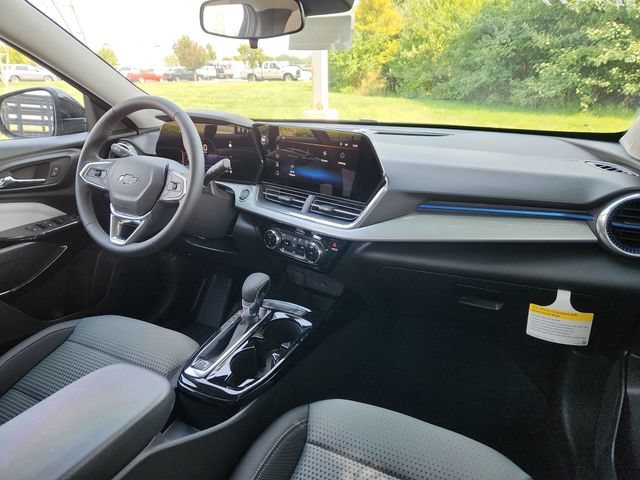 2026 Chevrolet Trax LT - Photo 19