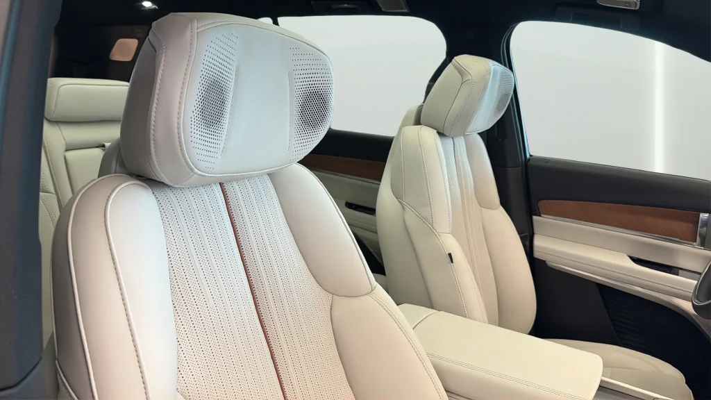 2027 Cadillac VISTIQ Sport - Photo 27