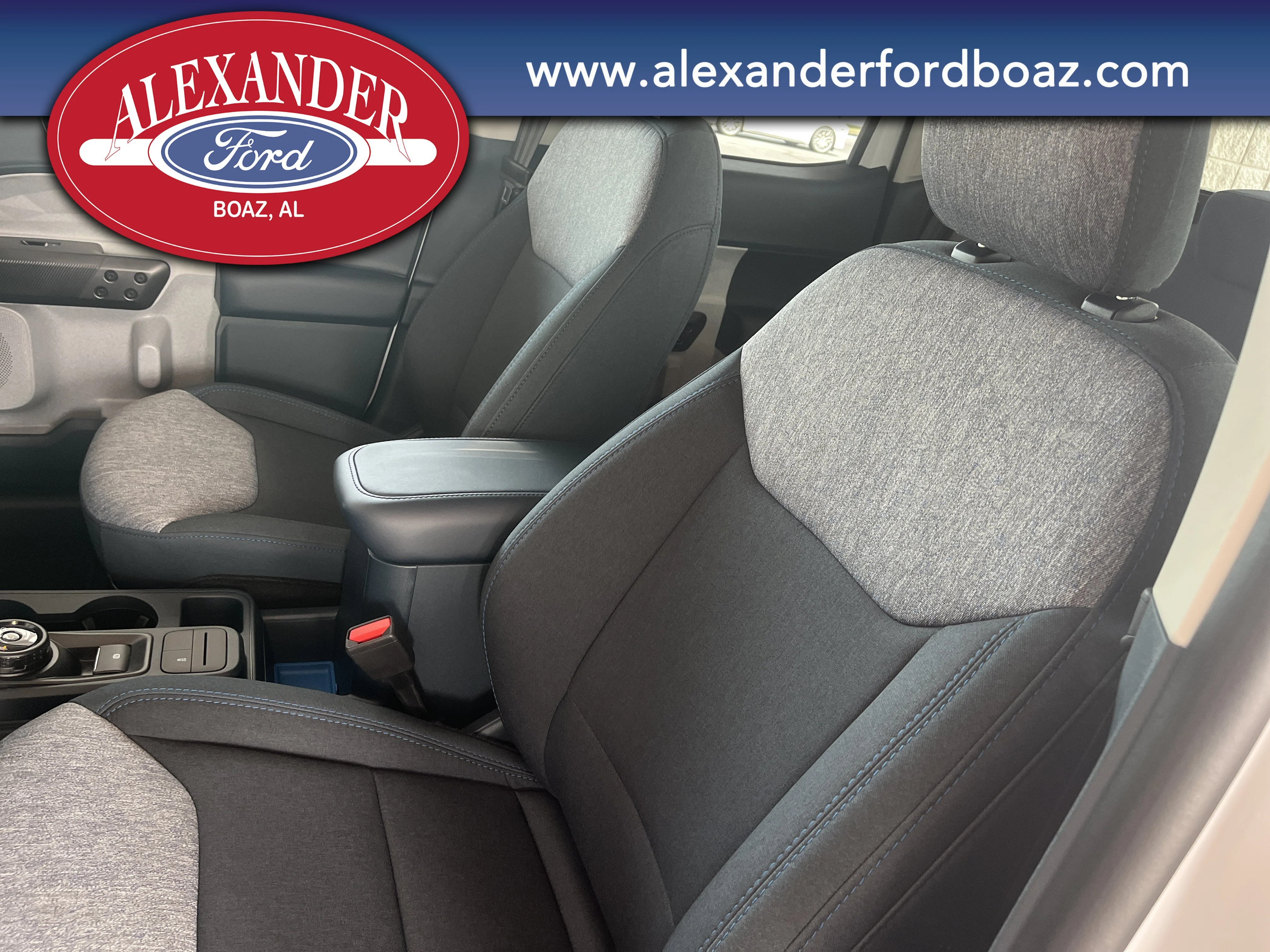 New 2026 Oxford White Ford XLT image 12