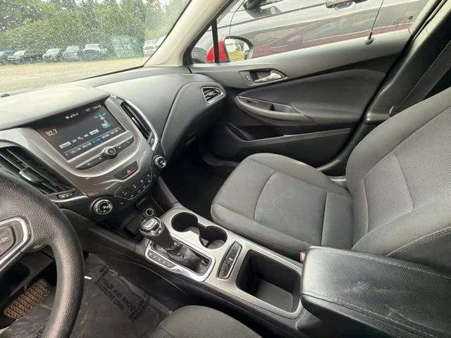 Used 2017 Red Chevrolet LT image 23