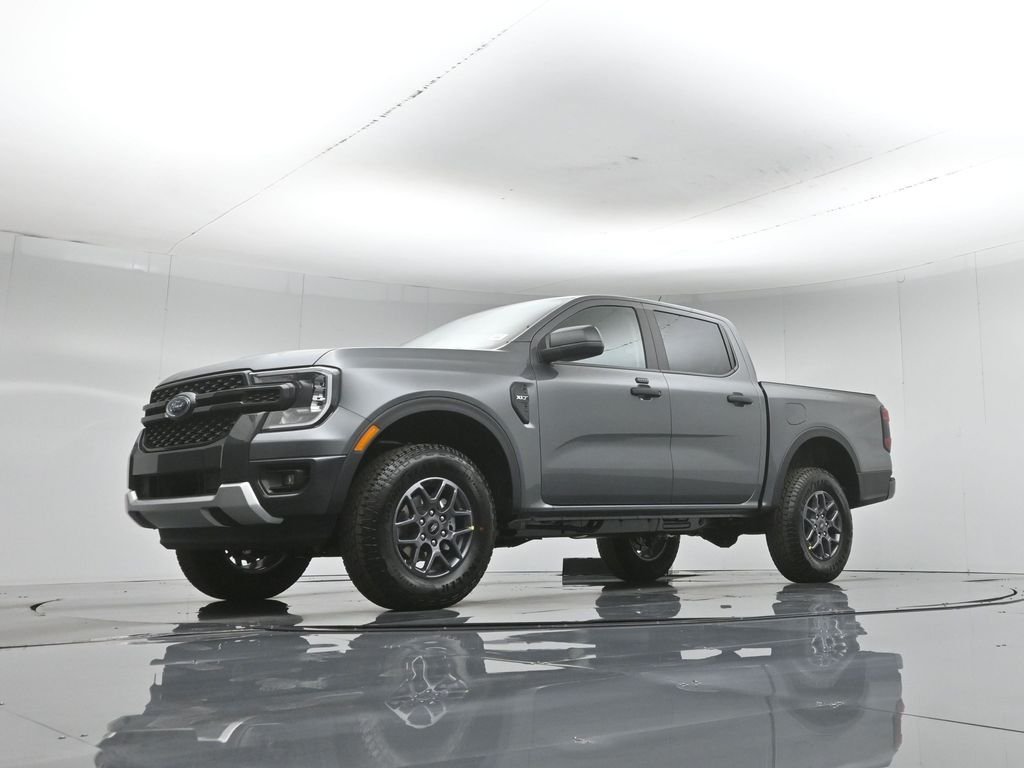 New 2026 Carbonized Gray Metallic Ford XLT image 41