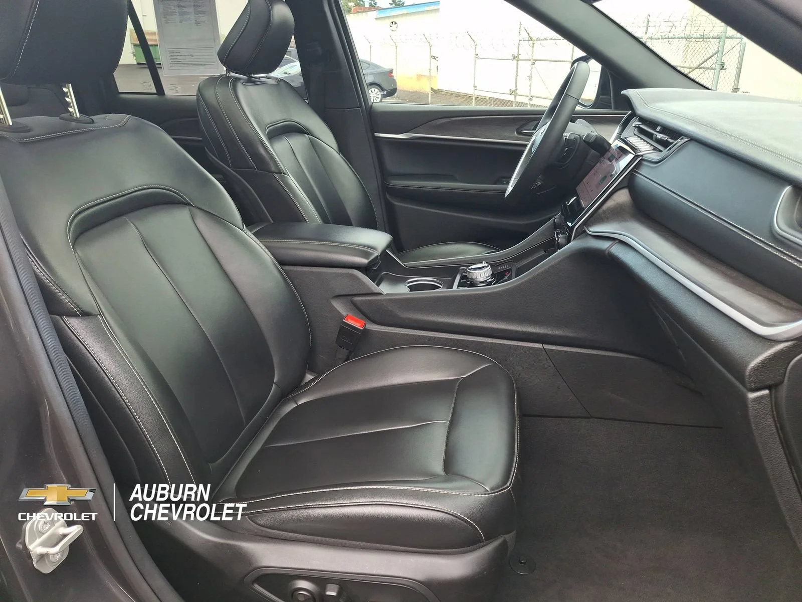 Used 2024 Gray Jeep 4xe image 21