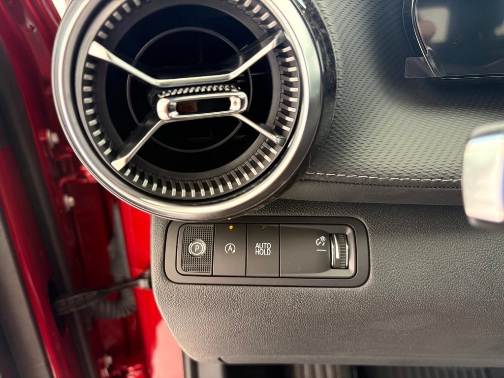 2027 Chevrolet Equinox LT - Photo 6