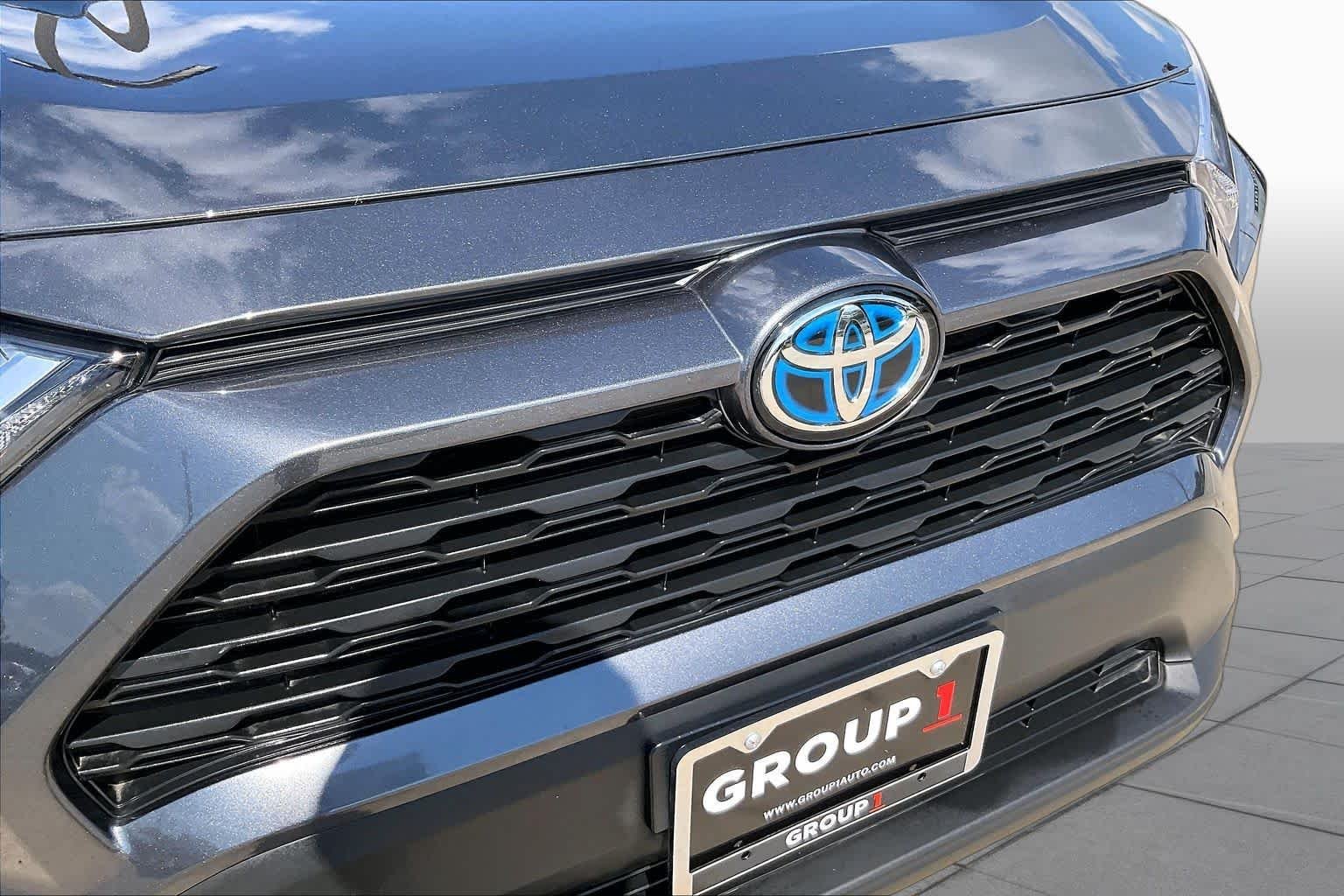 2023 Toyota RAV4 XLE - Photo 30