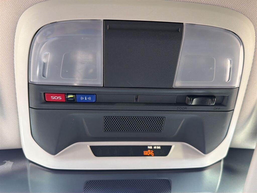 Used 2024 Ice Silver Metallic Subaru Sport image 17