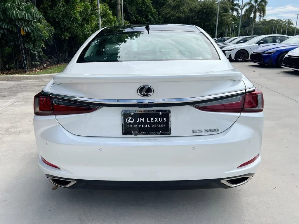 Used 2024 White Pearl Lexus 350 Ultra Luxury image 6