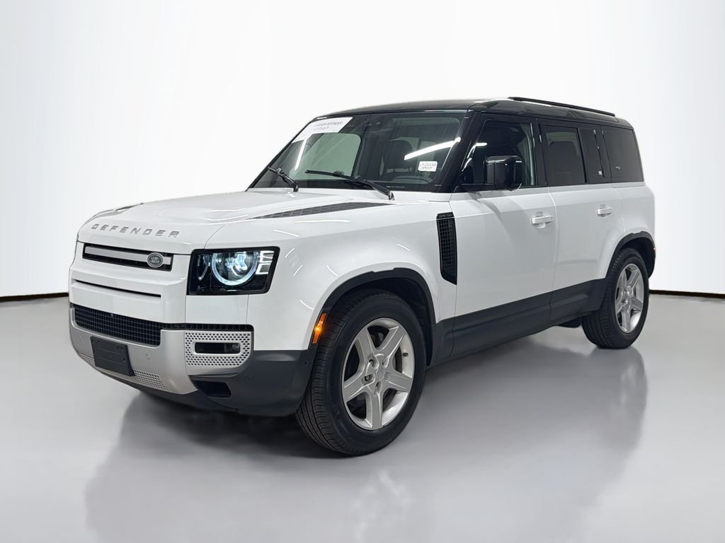 Used 2021 White Land Rover SE image 1