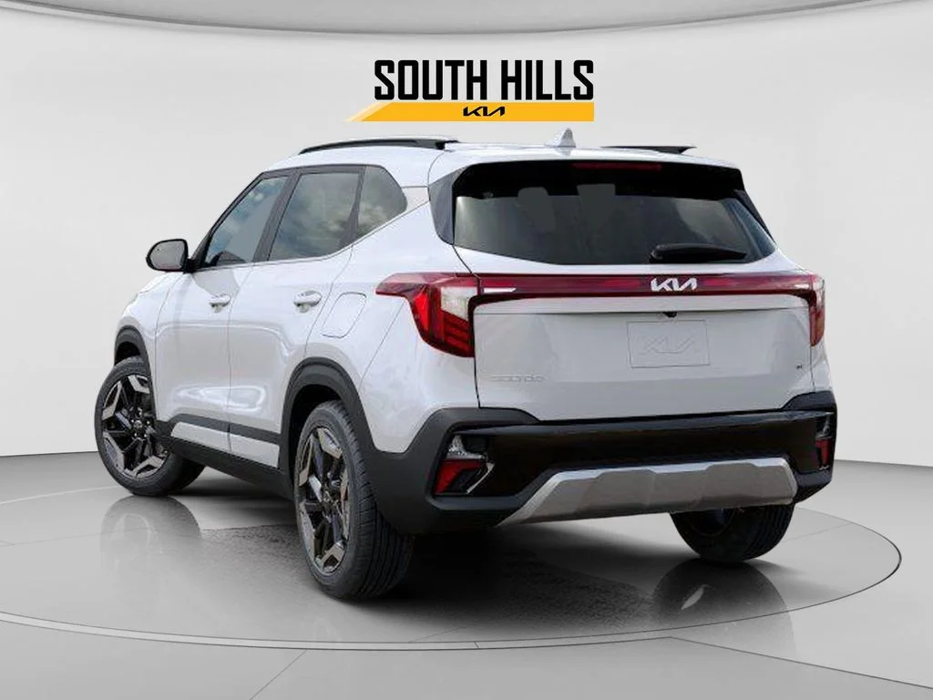 New 2026 White Kia SX image 4