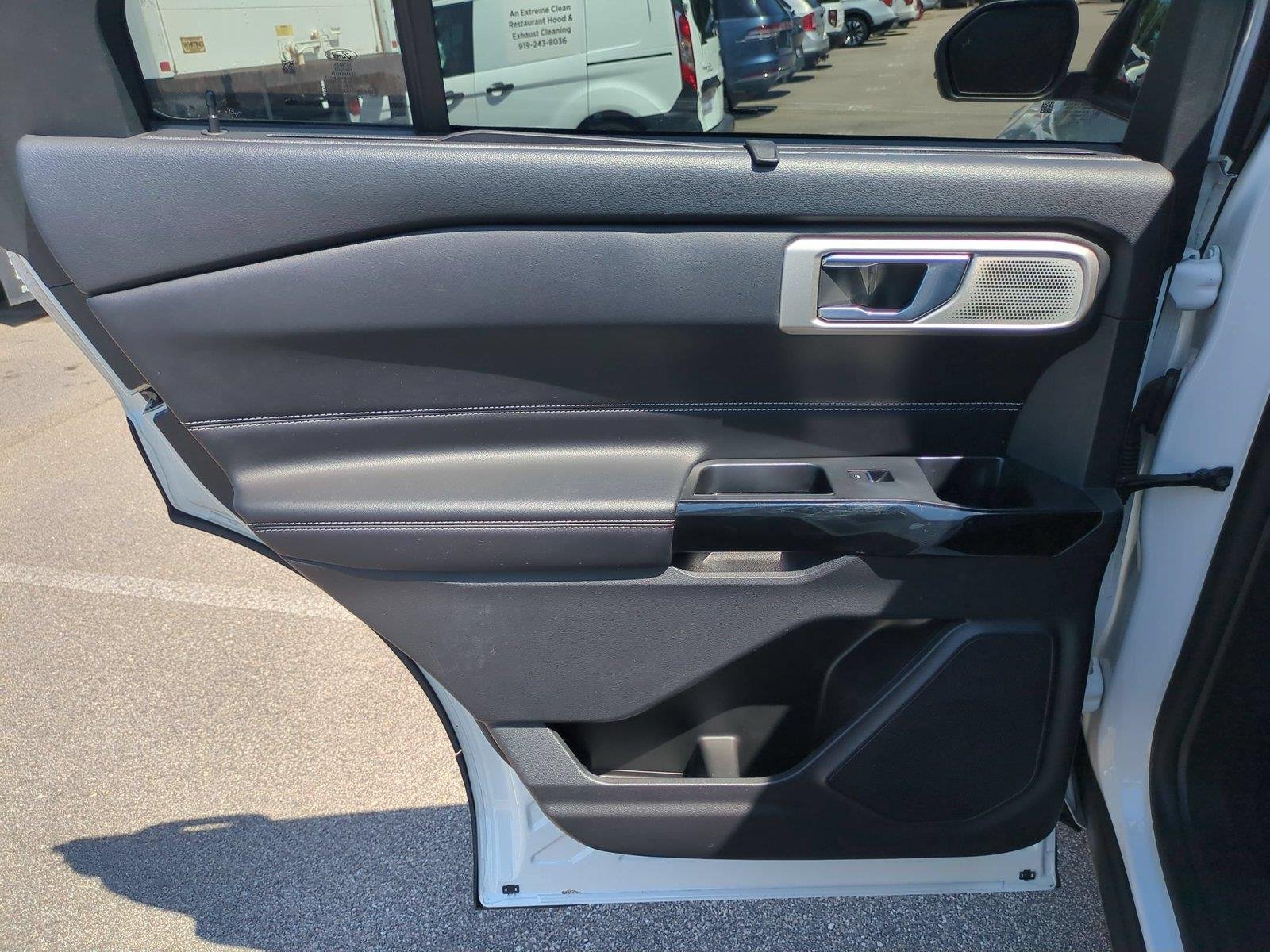 Used 2022 Star White Metallic Tri-Coat FORD ST image 32