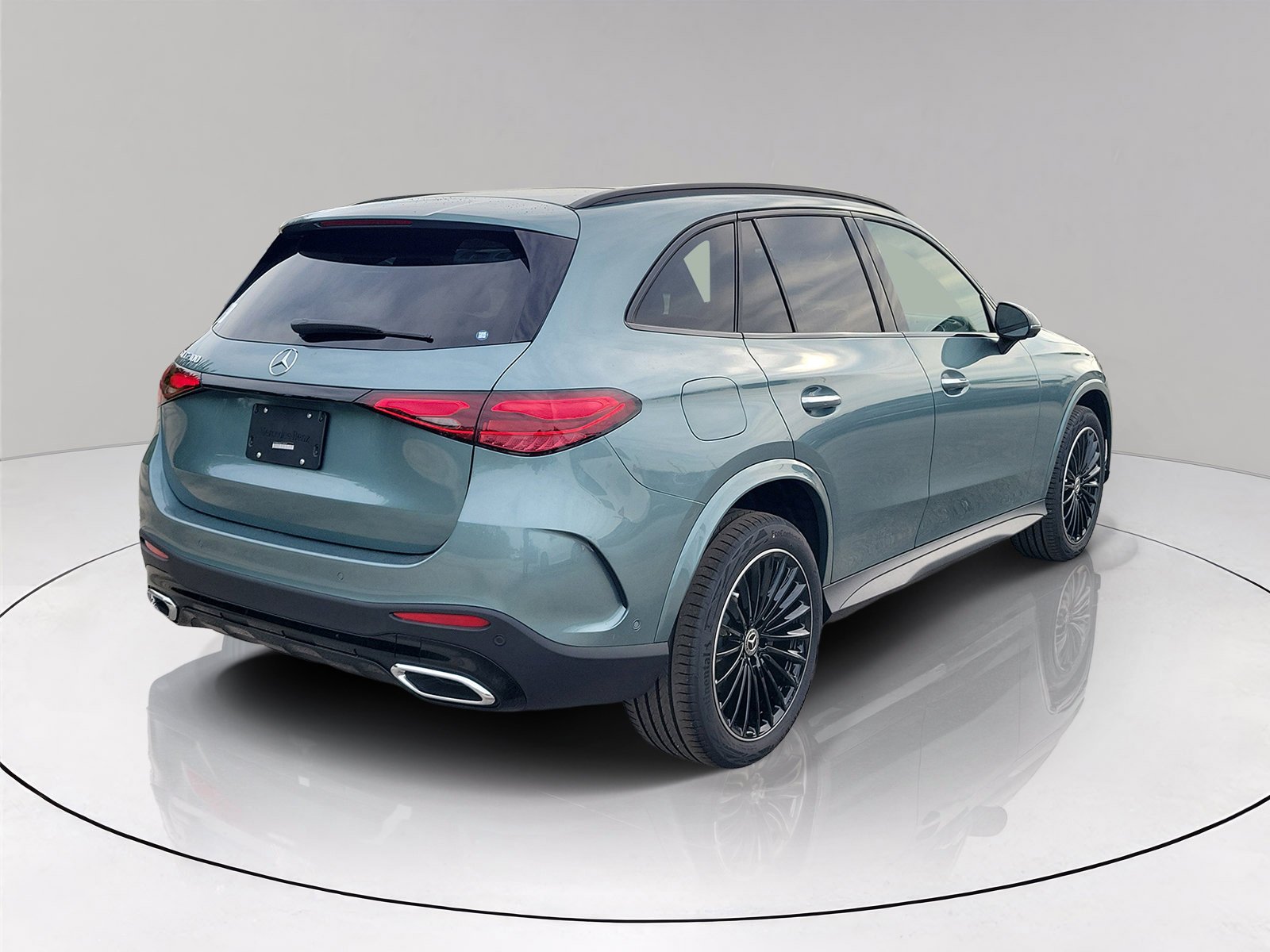 New 2026 Verde Silver Metallic Mercedes-Benz GLC 300 image 6